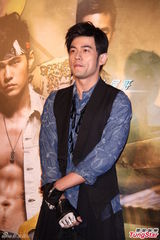 组图：周杰伦《天台》邀曾志伟纳豆柯有伦宣传