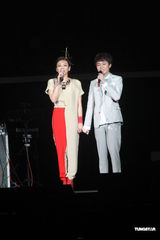 组图：蔡健雅小巨蛋开唱征服乐迷 那英青峰任嘉宾