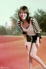 组图：被快递员杀害女歌手微博生前照