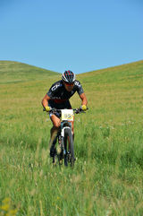 铁木真国际草原山地车及草原马拉松赛大奖决出