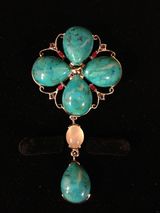 资料：一路有你中国扶贫基金会慈善晚会拍品