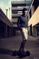 组图：徐佳曝都市写真演绎时尚型男