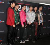 组图：2PM亮相巡演记者会 中国南京等数站演出确定