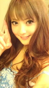 幻灯图集：日本人气美女佐佐木希生活照集锦