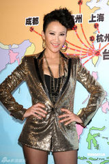 幻灯：李玟优雅现身避谈婚讯 自曝巡演将有惊人之举 