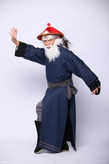 组图：大咖秀玩武侠 何炅饰令狐冲谢娜饰李逍遥