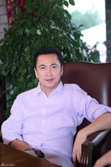 高清图：李冰冰嫁妹妹白裙当伴娘 小侄子可爱俏皮