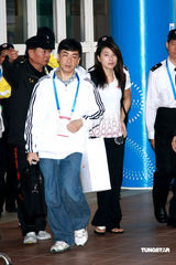 高清：郭晶晶运动装亮相 全程微笑秀发优雅飘逸