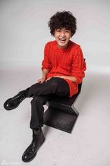 组图：包贝尔搞怪再升级 假发出镜爆笑