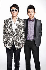 组图：羽泉北京将开圣诞演唱会 写真曝光