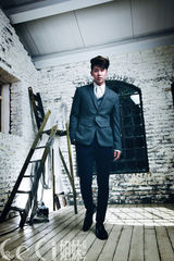 高清图：东方神起与少时徐贤拍大片浪漫如童话