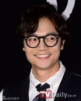 组图：神话少时等助阵韩片《铁线虫》VIP试映