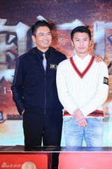 组图：《澳门风云》周润发暴瘦20公斤回归赌神