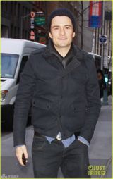 组图：可儿与前夫奥兰多相伴出街 潮范互不输阵