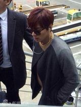 组图：李敏镐抵京备战春晚 引发机场拍照狂潮