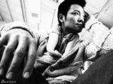 高清：李宗翰推出黑白写真 轻熟男当道眼神忧郁