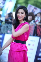 组图：第11届音乐盛典红毯星光熠熠