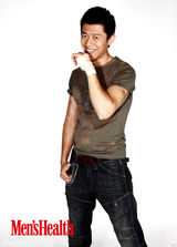 高清图：夏雨登杂志封面 别样写真诠释胆量大爆发