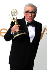 组图：艾美奖后台 马丁-斯科塞斯俏皮打招呼