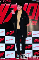 组图：文彩媛崔江熙朱相昱等齐捧场朱元新片