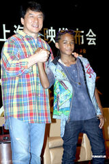 幻灯图：成龙与贾登师徒情深 威尔史密斯助阵