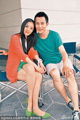 组图：杨幂刘恺威公布婚讯 曾在多场合秀恩爱