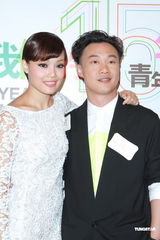 组图：容祖儿封口避谈龙儿恋 称何韵诗是好朋友