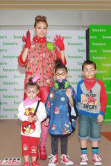 组图：容祖儿喜欢孩子显母爱 支持男友新歌