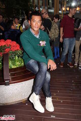 组图：谢霆锋否认介入王菲婚姻传闻