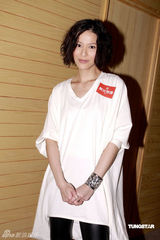 高清图：《怒火街头》开机 胡杏儿郑嘉颖演律师