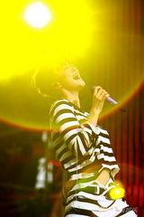 高清：热波音乐节第二天 谭维维彰显摇滚本色