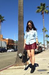 组图：刘芸洛杉矶私服街拍 欧美潮范儿显美腿