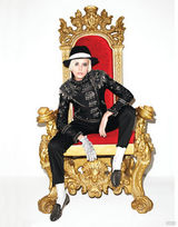 幻灯图集：阿格妮丝悼杰克逊 演绎“月球漫步”