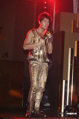 组图：潘玮柏挖坑给吴克群跳 问夜店把妹经验