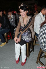 组图：胡杏儿否认分旧爱身家 徐子珊明年争视后