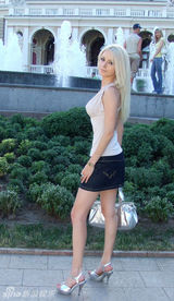 组图：乌克兰真人芭比瓦莱里娅300张美图集锦