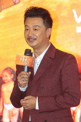 组图：电影《胜利》发布会 黄海波张歆艺亮相