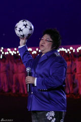 高清组图：孙楠陶喆献唱中超开幕式 周笔畅很给力