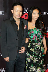 组图：众星闪耀GQ 曹国伟被评年度国际影响力人物