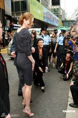 高清图集：妮可-基德曼现身香港 黑裙高贵大秀美胸