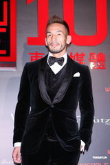 组图：中田英寿吴佩慈许茹芸出席慈善拍卖活动