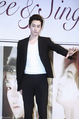 高清组图：韩团Superjunior新专辑记者会