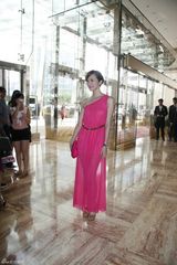 组图：陈龙章龄之完婚 现场亲吻群星道贺