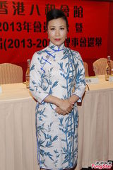 组图：罗家英否认因病暴瘦 与汪明荃恩爱蜜游