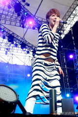 高清：热波音乐节第二天 谭维维彰显摇滚本色