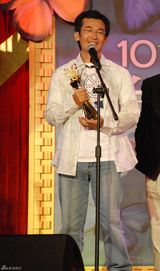 组图：两岸群星携手颁奖 将亮相台北电影节