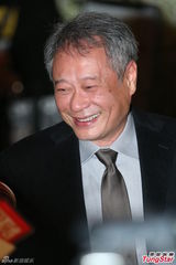 组图：李安压轴现身张震婚宴 劝其听老婆话