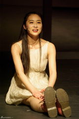 高清图：孟京辉剥《橘子》有点玄 观众反应两极化