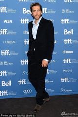 组图：《囚徒》发布会 金刚狼大笑比V心情好