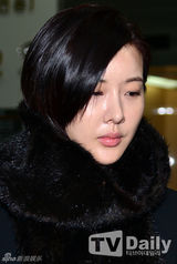 组图：李丞涓张美仁爱出席涉药案法院宣判